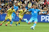 مرسيليا يعود بنقطة من نانت وخسارة ثانية لموناكو في الدوري الفرنسي