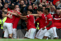  يونايتد يكتسح تشلسي وأوباميانغ يهدي أرسنال النقاط الثلاث