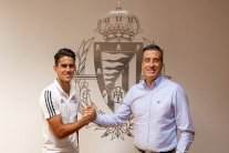 ريال مدريد يعير حارسه الشاب لونين إلى بلد الوليد