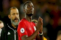 فيل نيفيل يدعو لمقاطعة مواقع التواصل الاجتماعي بعد تعرض بوغبا لاساءات عنصرية