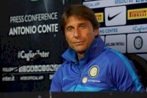 كونتي يدافع عن تعامل إنتر ميلان مع إيكاردي ويُشيد بقدرات سانشيز