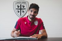 كالياري يضم الأرجنتيني سيميوني من فيورنتينا