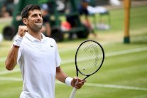 ديوكوفيتش يؤكد أن معادلة رقم فيدرر من طموحاته 