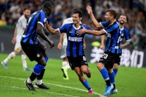 إنتر ميلان يعلن عن نفسه برباعية في أول اختبار بقيادة كونتي