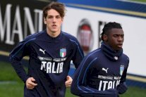 مانشيني يستبعد الشابين كين وتسانيولو لأسباب انضباطية