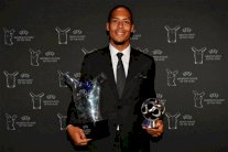 الهولندي فيرجيل فان دايك يحرز جائزة أفضل لاعب في أوروبا