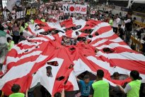 كوريا الجنوبية تطالب الأولمبية الدولية بحظر علم 