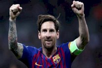 عقد ميسي مع برشلونة يتيح له الرحيل في نهاية كل موسم رياضي