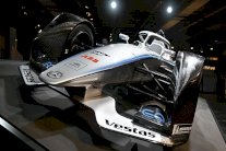 مرسيدس سيتابع تزويد فريق وليامس بالمحركات حتى عام 2025