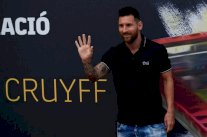 ميسي يريد البقاء في برشلونة