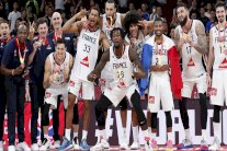 عودة وبرونزية فرنسية على حساب أستراليا