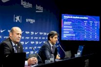 برشلونة يتوقع مداخيل قياسية بمليار يورو في موسم 2019-2020