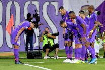 فوز ثان للشارقة والعين في الدوري الإماراتي