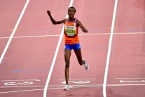 الهولندية سيفان حسن تحرز ذهبية سباق 10 الاف م