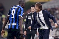 لوكاكو يُشيد بكونتي وينتقد ضمنياً مورينيو وسولسكاير 