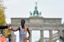 ثانيتان بين بيكيلي والرقم القياسي العالمي