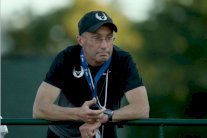 رئيس نايكي يدافع عن سالازار: لم يخالف قواعد المنشطات