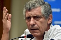 مدرب البرتغال يدافع عن برناردو سيلفا المتهم بالعنصرية