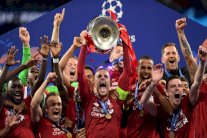 رابطة الدوري الإنكليزي تختار اربع لحظات أفرحت الجماهير الإنكليزية