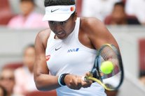 أوساكا تبلغ ربع نهائي دورة بكين لملاقاة أندرييسكو