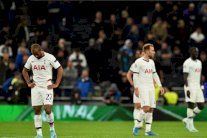 بوكيتينو أمام مهمة شاقة بعد خسارة تاريخية أمام بايرن ميونيخ