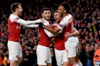 أرسنال وإشبيلية للتأكيد ورحلة محفوفة بالمخاطر ليونايتد