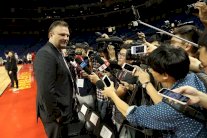 اعتذار وموقف دفاعي لكرة السلة الأميركية حيال الصين بشأن هونغ كونغ