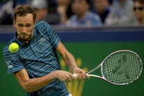 زفيريف إلى نهائي دورة شنغهاي لملاقاة مدفيديف