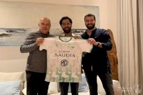 استئناف الدوري السعودي بتبديل مدربين وعودة مصابين