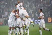 محرز يقود الجزائر لفوز كبير على كولومبيا