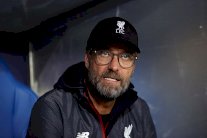 كلوب يحذر ليفربول من الاستهانة بفريق من الصفوة مثل توتنهام