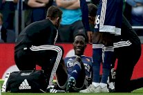 ويلبيك مهاجم واتفورد يغيب عدة أشهر للإصابة