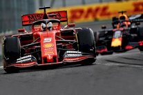 فيتل يضع فيراري في الصدارة في تجارب سباق المكسيك