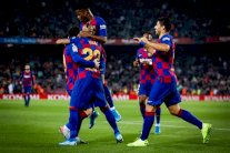 سحر ميسي يلهم برشلونة للفوز بخماسية على بلد الوليد وأتلتيكو يكتفي بالتعادل