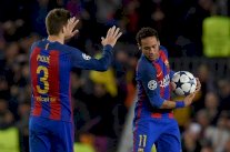 لاعبو برشلونة عرضوا جدولة مستحقاتهم من أجل عودة نيمار