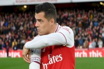 إيمري يؤكد غياب تشاكا عن مباراة ولفرهامبتون