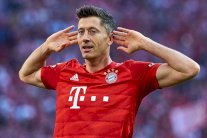 ليفاندوفسكي النقطة المضيئة في بايرن وفيرنر يكتب تاريخا مع لايبزيج