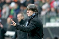 لوف يؤكد أن ألمانيا ستلعب ودياً مع إسبانيا