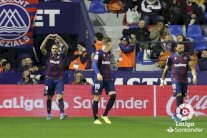 ليفانتي يبتعد عن منطقة الخطر في الدوري الإسباني