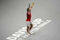 نادال يقود إسبانيا للفوز على روسيا في كأس ديفيس