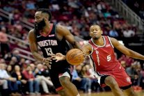 هاردن يتعملق مجددا في فوز آخر لهيوستن