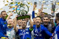 آسيا تخضع لزعيمها ومواجهة ليفربول الحلم الهلالي الكبير