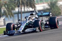 هاميلتون أول المنطلقين في جائزة أبوظبي الكبرى