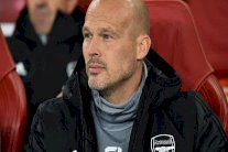 ليونغبرغ متحفظ حول مستقبله مع أرسنال