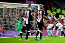 أستون فيلا يفك عقدته أمام نيوكاسل في الدوري الإنكليزي