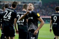 شالكه للحاق بالصدارة مؤقتاً