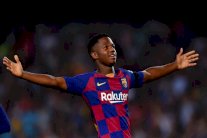 برشلونة يرفع قيمة الشرط الجزائي في عقد نجمه الواعد فاتي