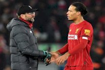 كلوب: فان دايك كان يستحق الكرة الذهبية