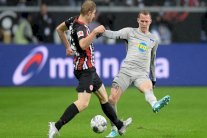 هرتا برلين يهدر فوزه الأول بقيادة كلينسمان