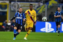 سالسبورغ يحرج ليفربول وبرشلونة يهدي دورتموند العبور